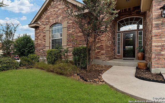 2nd image of 502 Baltustrol Dr