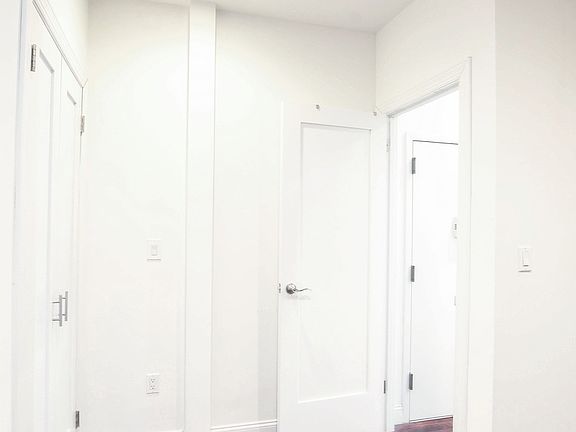 5th image of 176 E 85th St APT A1