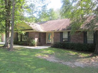 39 Williamsburg Dr, Petal, MS 39465