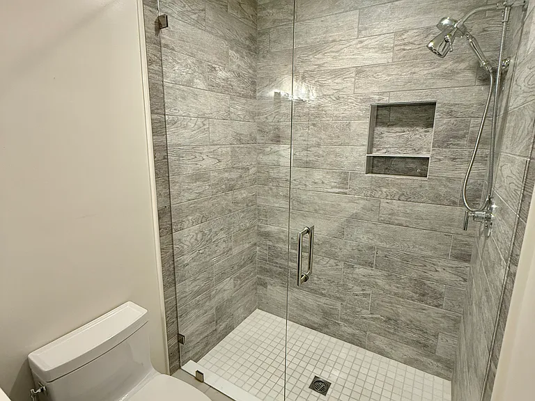 853 Larrabee St #6 — Photo 22