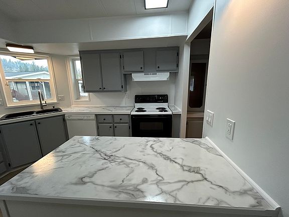 4th image of 2311 W 16th Ave Lot 267