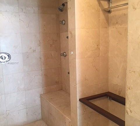 4th image of 2780 NE 183rd St APT 1002