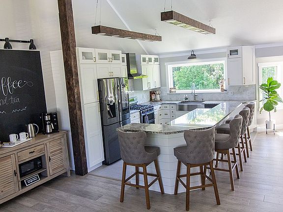 Kitchen / coffee - tea nook