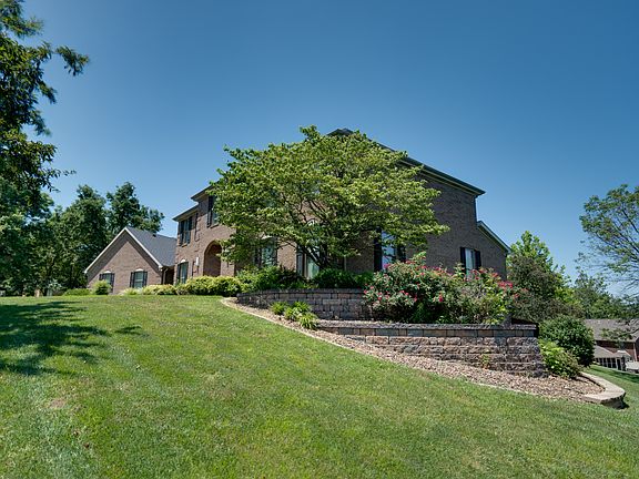 4th image of 18 Oak Mdw