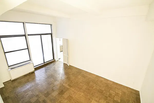 Sold by Benjamin Rose Real Estate | media 13