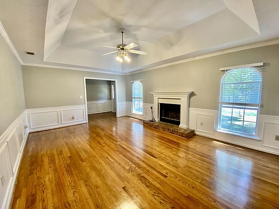 5th image of 2101 Howard Mill Rd
