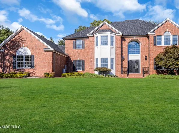 215 Navajo Court, Morganville, NJ 07751