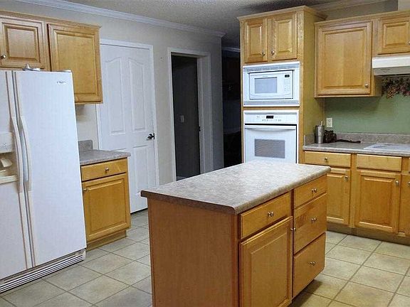2nd image of 356 Harpers Ln