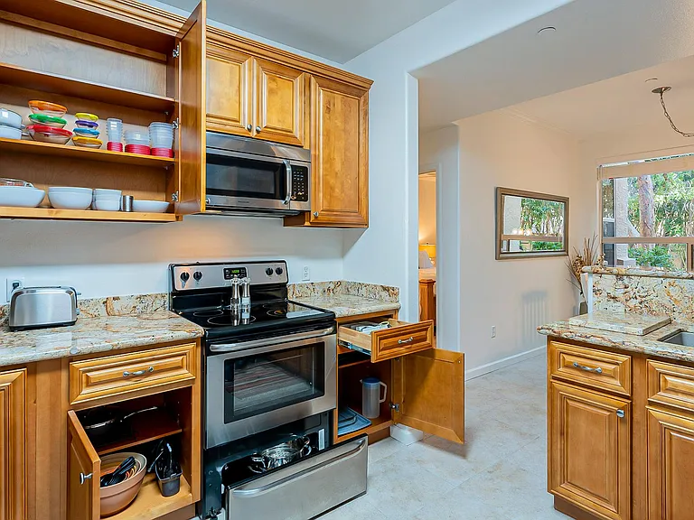 Fully equipped kitchen and home