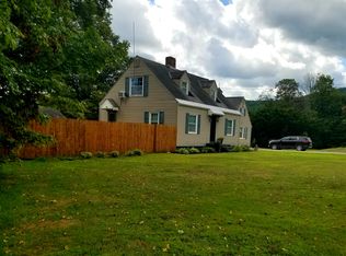 230 Pleasant St, Chester, VT 05143