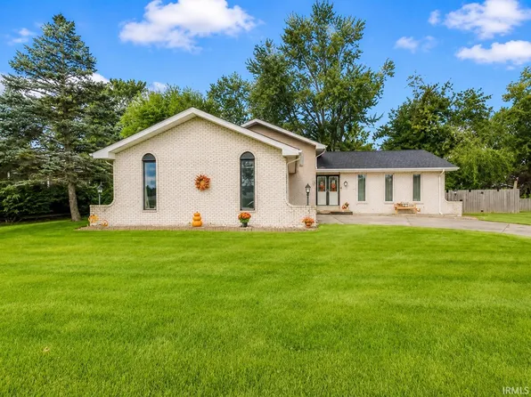13604 Parrish Ave, Cedar Lake, IN 46303