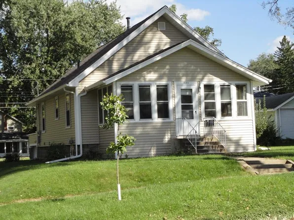1604 Franklin St, Cedar Falls, IA 50613