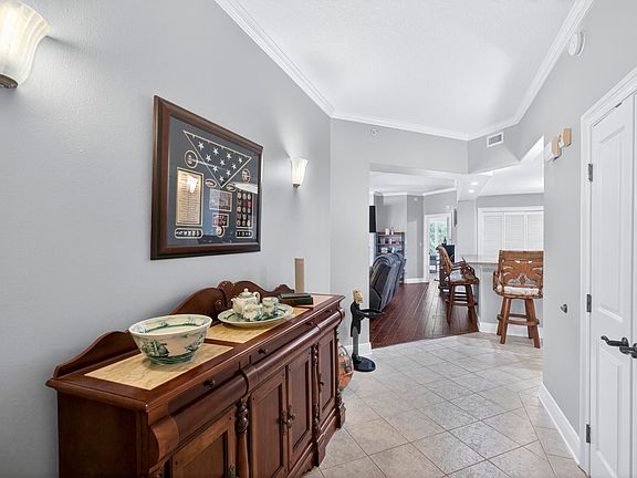 5th image of 770 Harbor Blvd Unit 2J