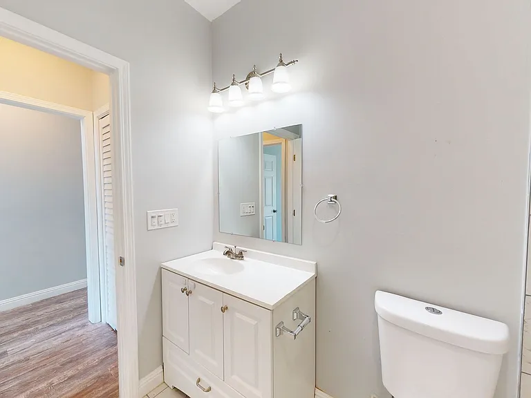 1411-1413 Peralta St — Photo 12