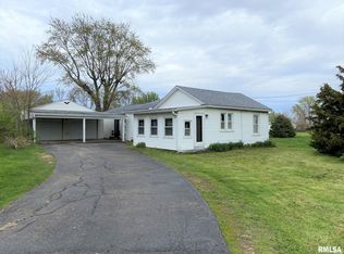 909 Springfield Rd, East Peoria, IL 61611