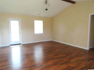 109 Silverstream Rd, Hazel Green, AL 35750