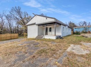 306 S Pkwy E, Memphis, TN 38106