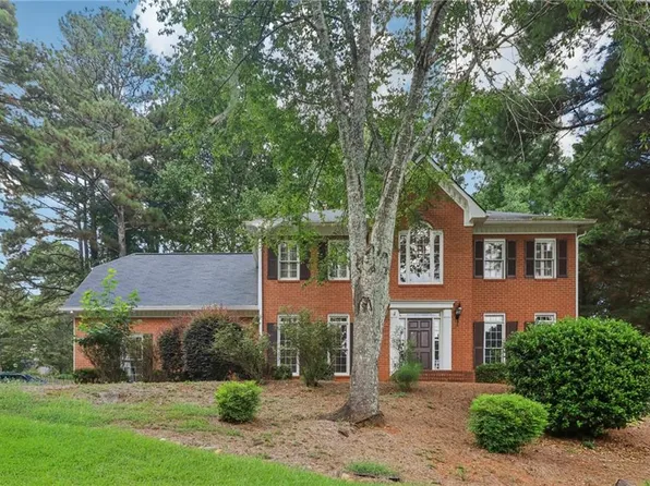 2615 Ashbourne Dr NE, Lawrenceville, GA 30043