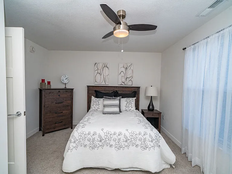 Strathmore Apartment Homes — Photo 13