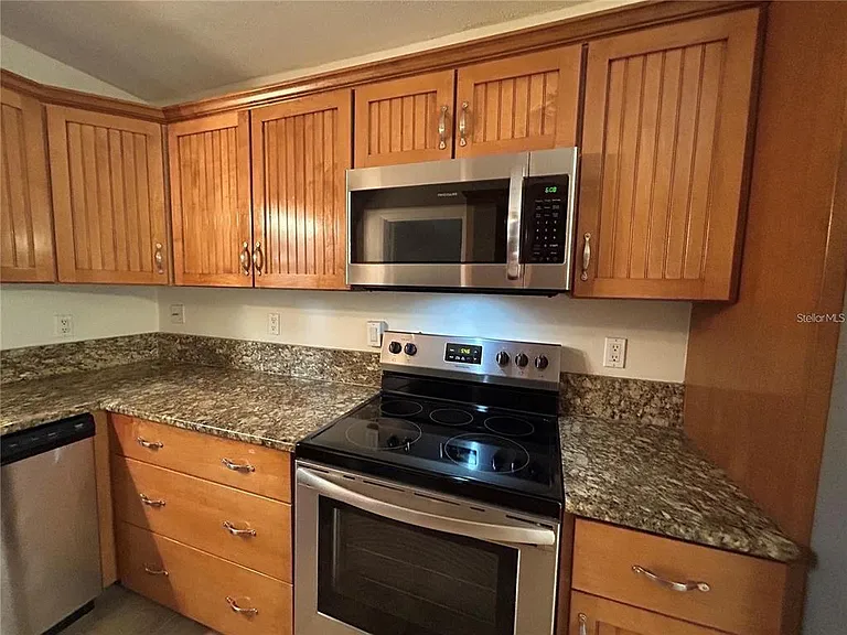 3646 Radnor Pl — Photo 10