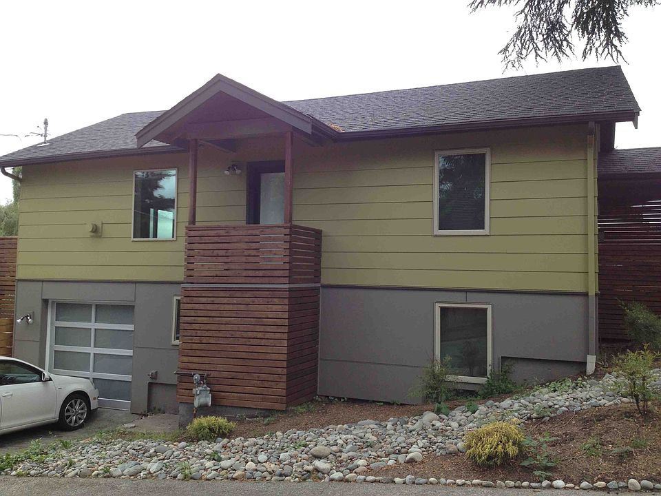 2nd image of 7062 20th Ave NE
