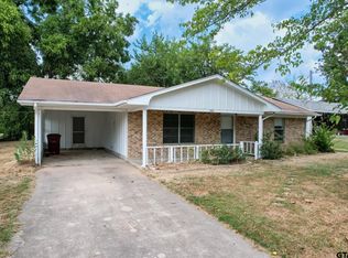 522 Yates St, Mount Vernon, TX 75457
