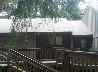 306 Woodcutter Way, Eugene, OR 97405