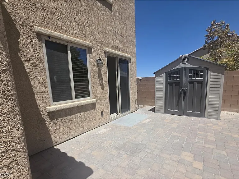3385 Graceful Orchid St — Photo 26