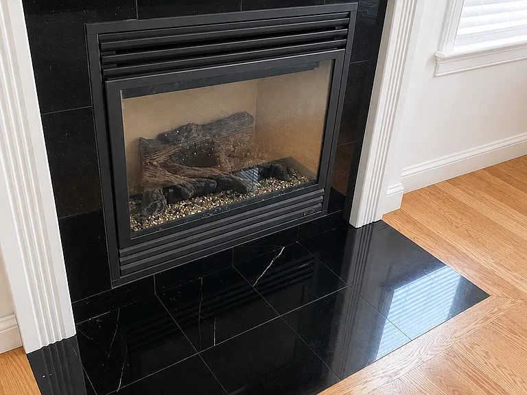 Fireplace w/ remote