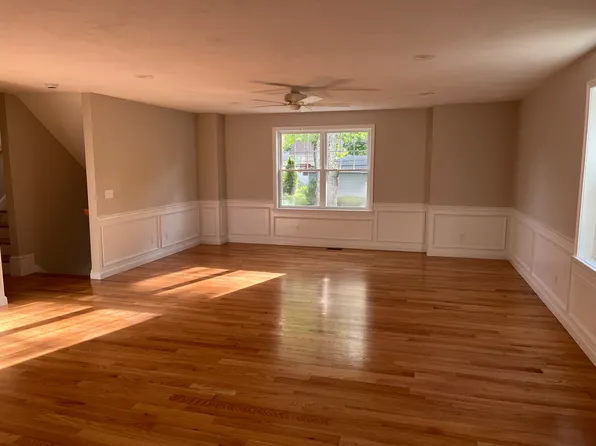 73 Progressive St, Worcester, MA 01604