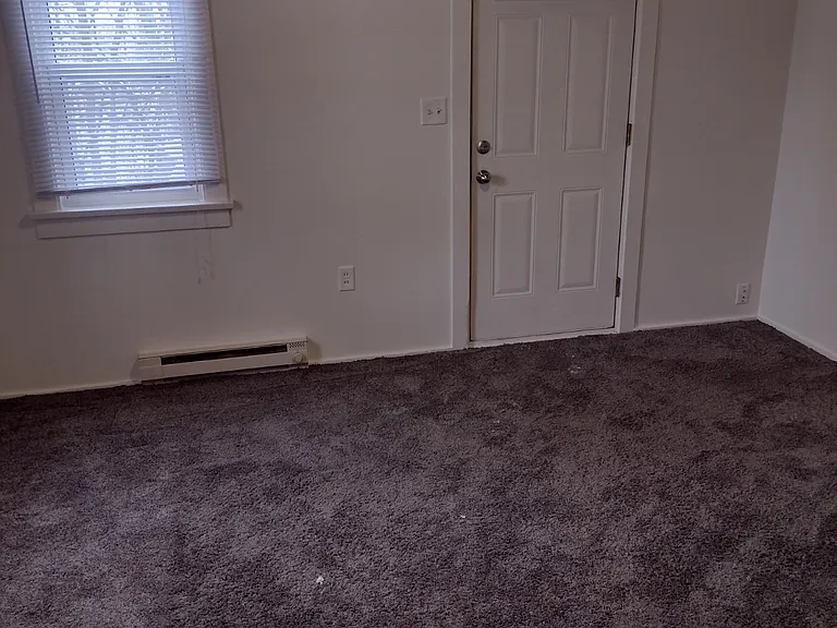 821-823 Ravencrest Ave #821 — Photo 10