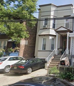 46 Lincoln St, Jersey City, NJ, 07307