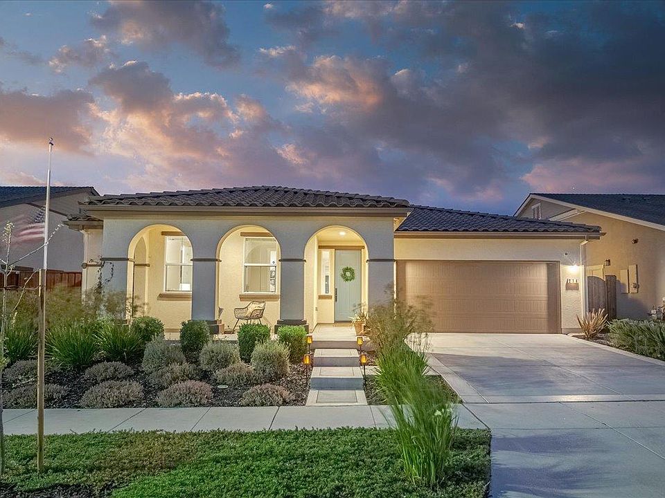 1st image of 234 Cypress Ln