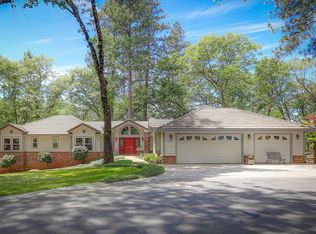 13101 Peninsula Dr, Auburn, CA 95602