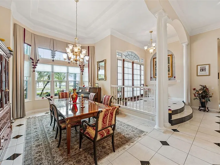 8742 Southern Breeze Dr — Photo 18
