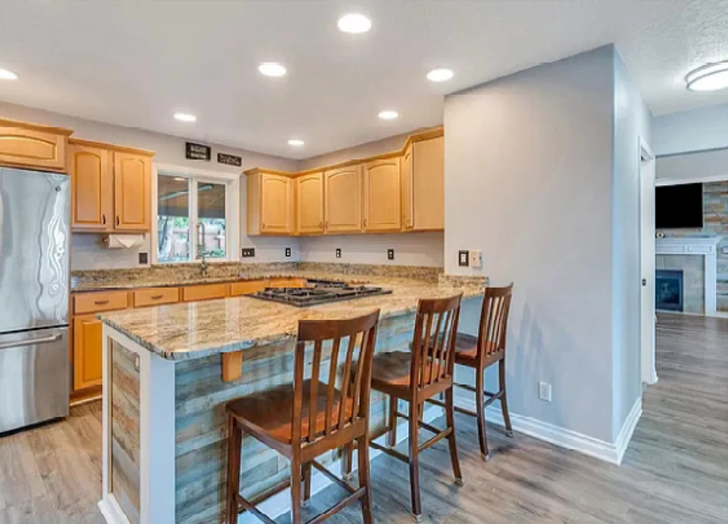 3 Bedroom 3 Bath with Hot tub — Photo 1