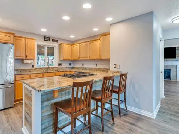 316 NW Foxglove St, Dallas, OR 97338