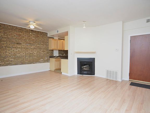5th image of 1101 W Barry Ave #G