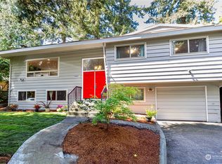 9001 238th St SW, Edmonds, WA 98026