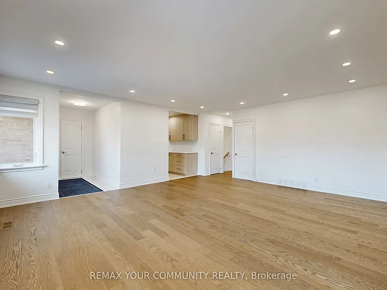 135 Searle Ave — Photo 7