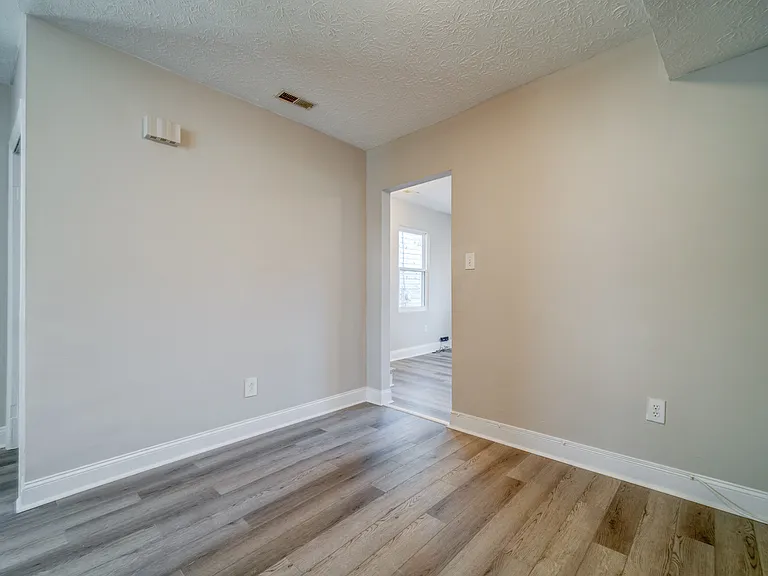 2727 Tate St #2727 — Photo 14