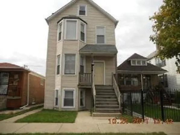 8248 S Houston Ave, Chicago, IL 60617