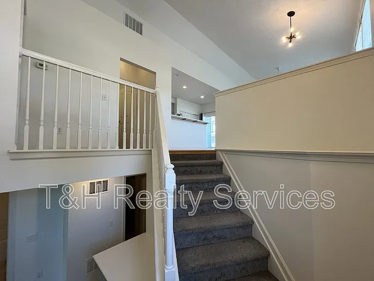 12691 Leah Ln — Photo 4