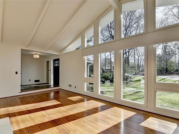 4th image of 5628 Bend Creek Rd