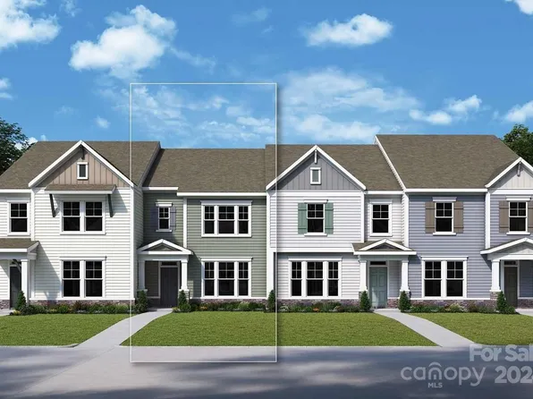 10216 Mamillion Dr, Huntersville, NC 28078