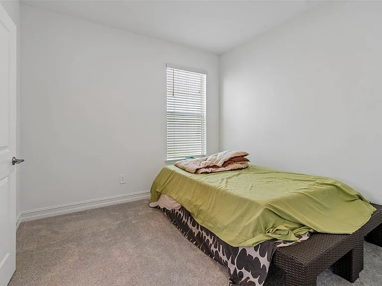 18542 Serene Lake Loop — Photo 17