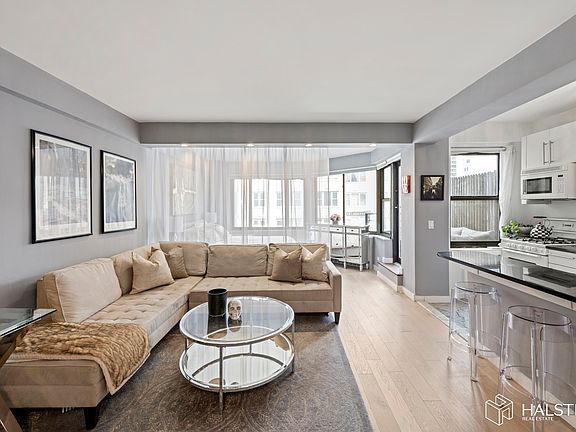 3rd image of 200 E 36th St APT 16D