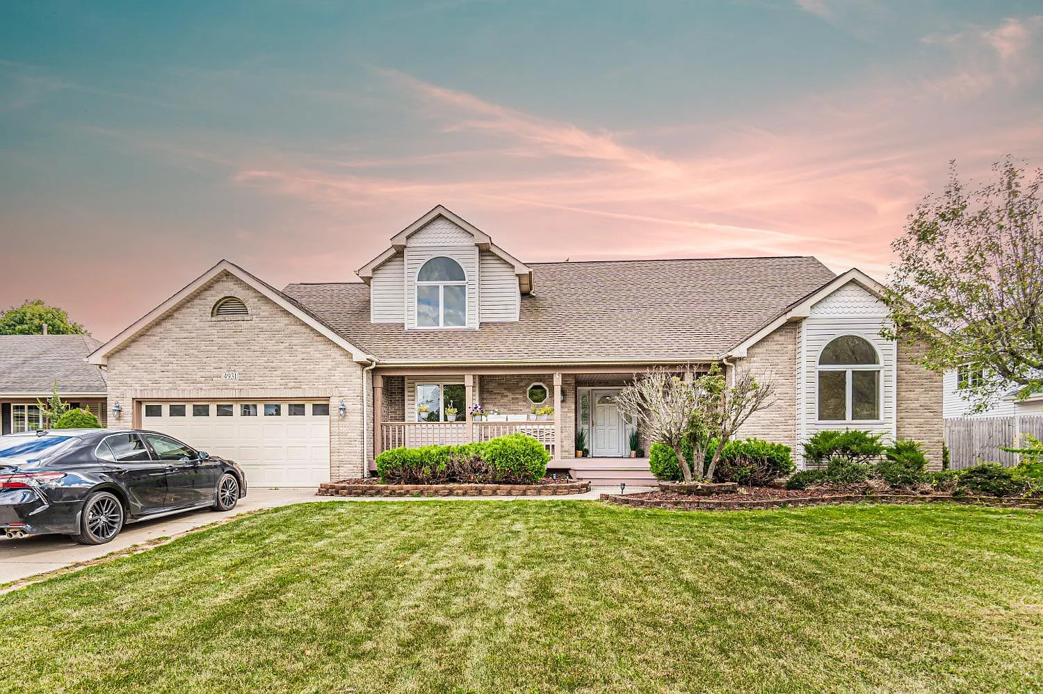 4931 Heron Dr photo 1