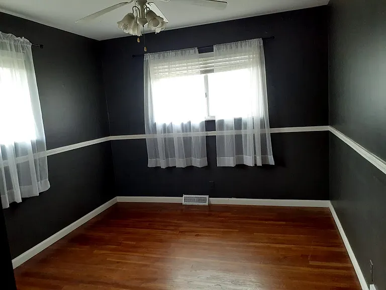 4107 Crystal St — Photo 10