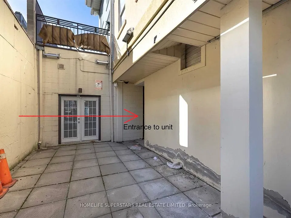 Building Photo 3